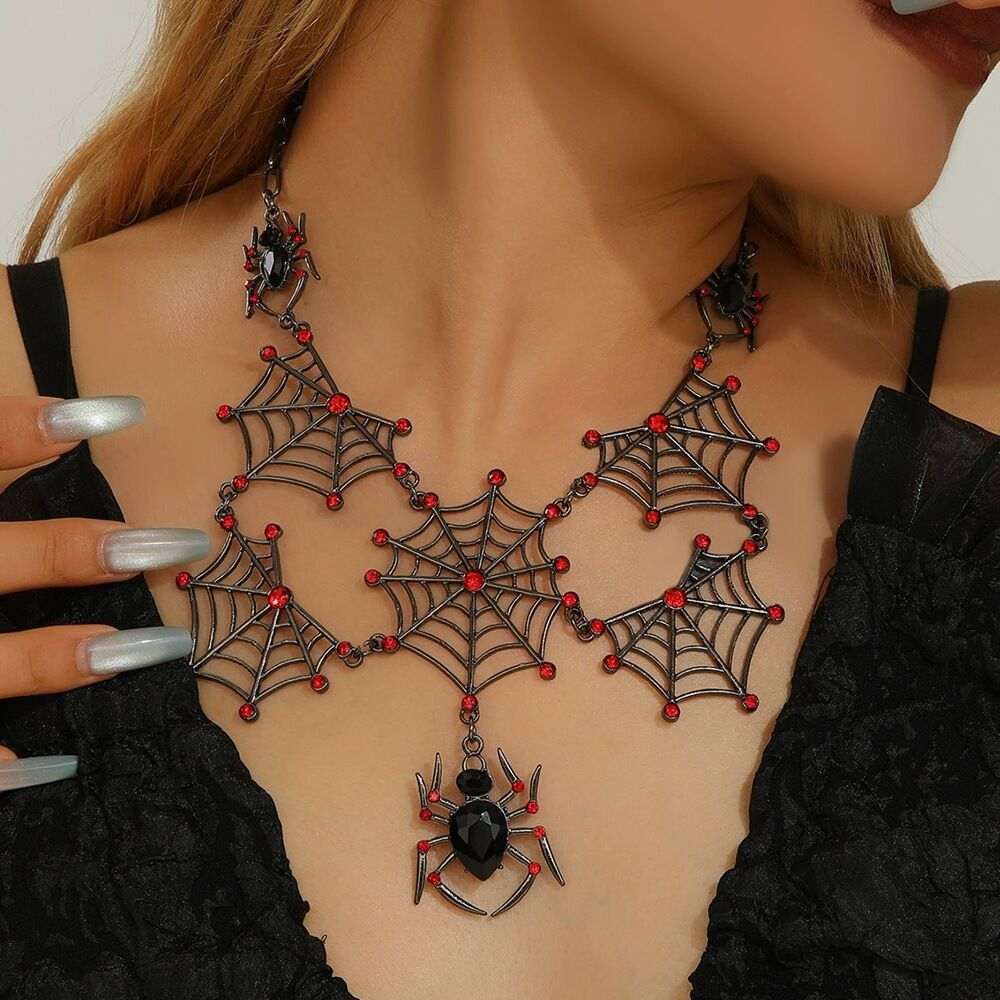 Zac's Alter Ego - Gun Metal Cobweb with Black Jewel Spiders & Ruby Stones Collier - Noir